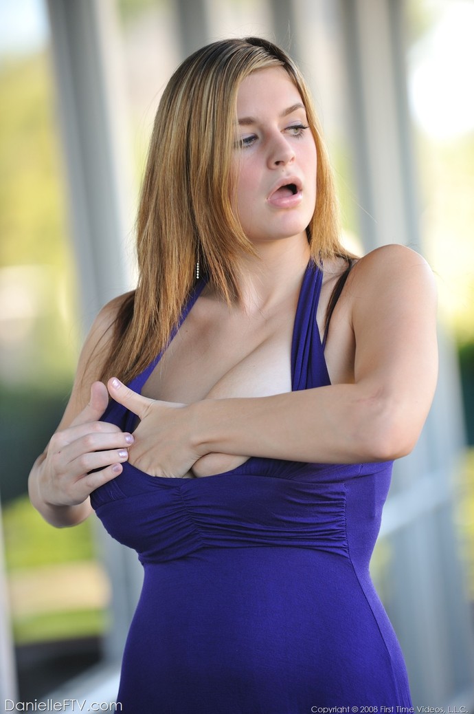 Elegant Danielle 11
