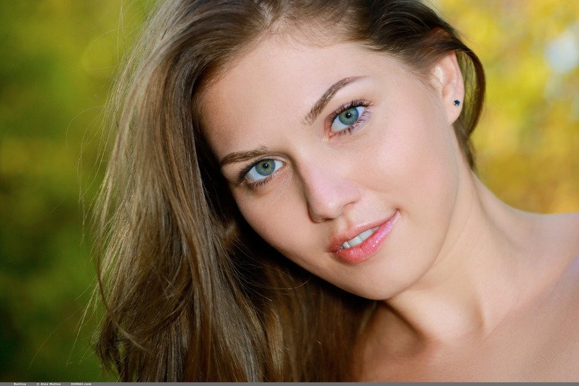 Natural Beauty Bellina In Nude Outdoor Pictures 08