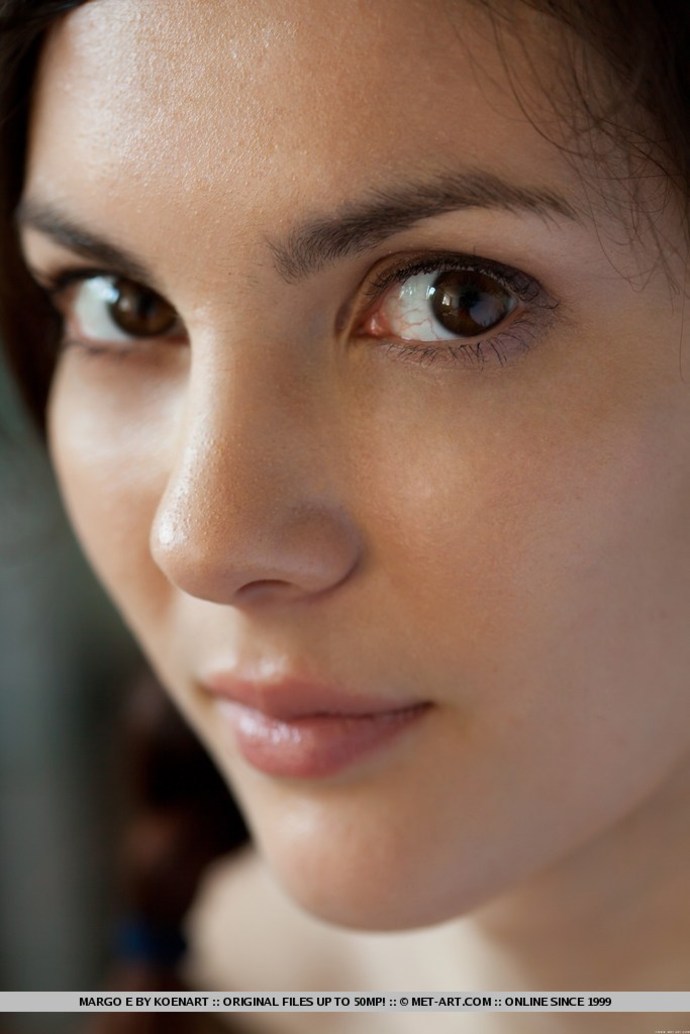Margo E 09