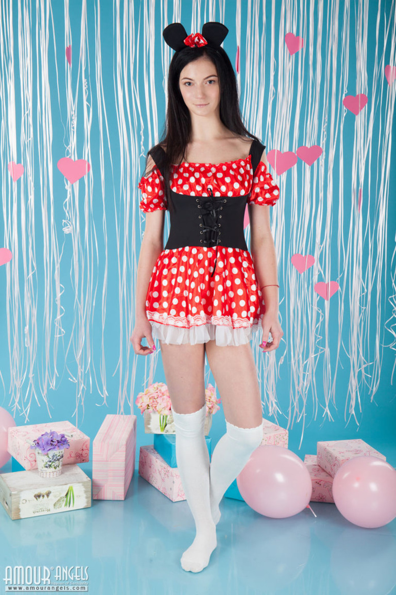 Playful Amour Angel 00