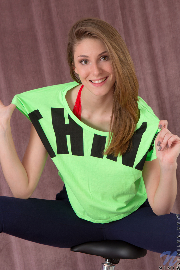 Hot College Babe Mimi  01