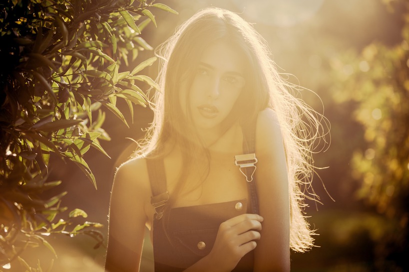 KATRINE PIRS IN SUNSWEPT 19