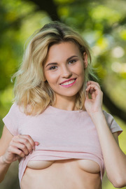 Stunning Zarina A loves getting back to nature