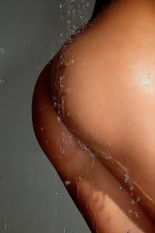Bailey Dark And Sexy