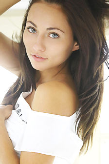 Mila Sexy Nude Girl Posing In Bedroom