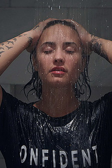 Demi Lovato Taking Cool Shower