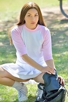 Kelly Schoolgirl Views